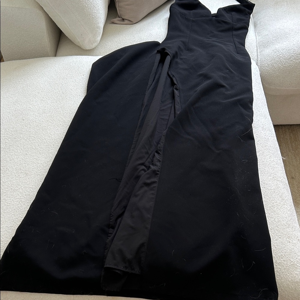 Black dress - Picture 4 of 8